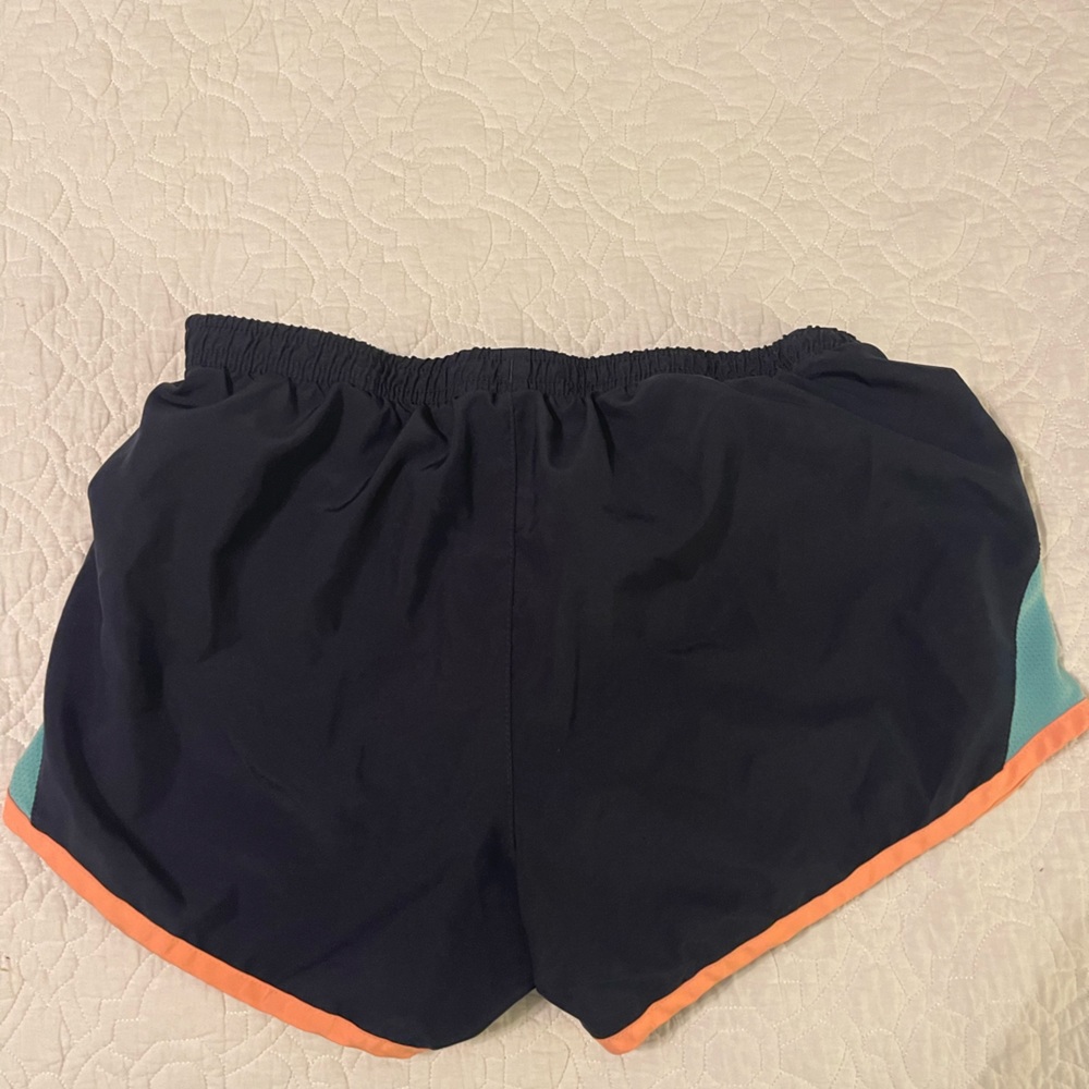 Nike shorts size small
